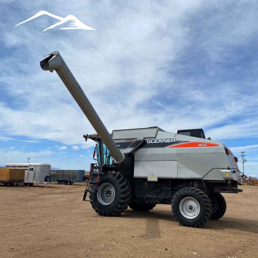 2009 Gleaner R66 Combines - Image 10